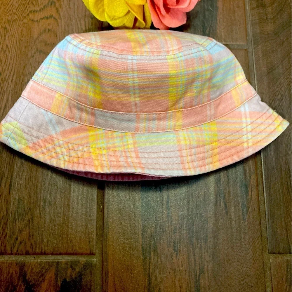 American Eagle Plaid Colorful Bucket Hat